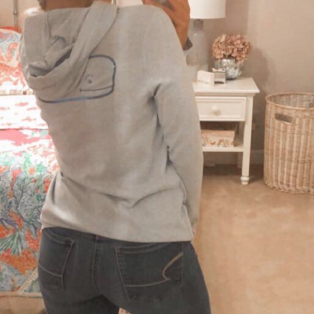 VV pullover